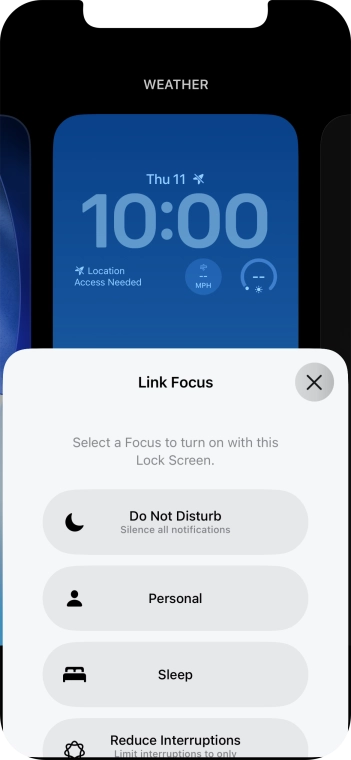 Press the required focus mode.