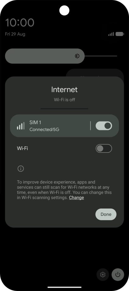 Press the indicator next to the mobile data icon to turn the function on or off.