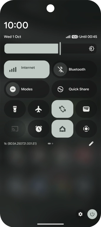 Press the flight mode icon to turn the function on or off.