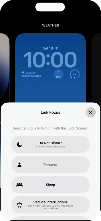 Press the required focus mode.