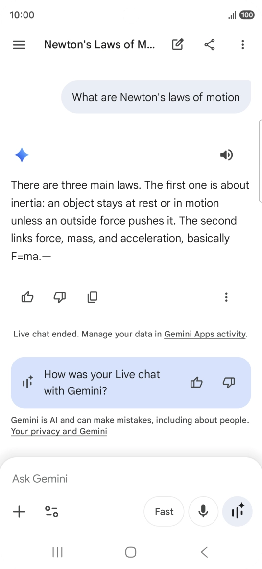 Transcription of the conversation with Gemini Live is now displayed.