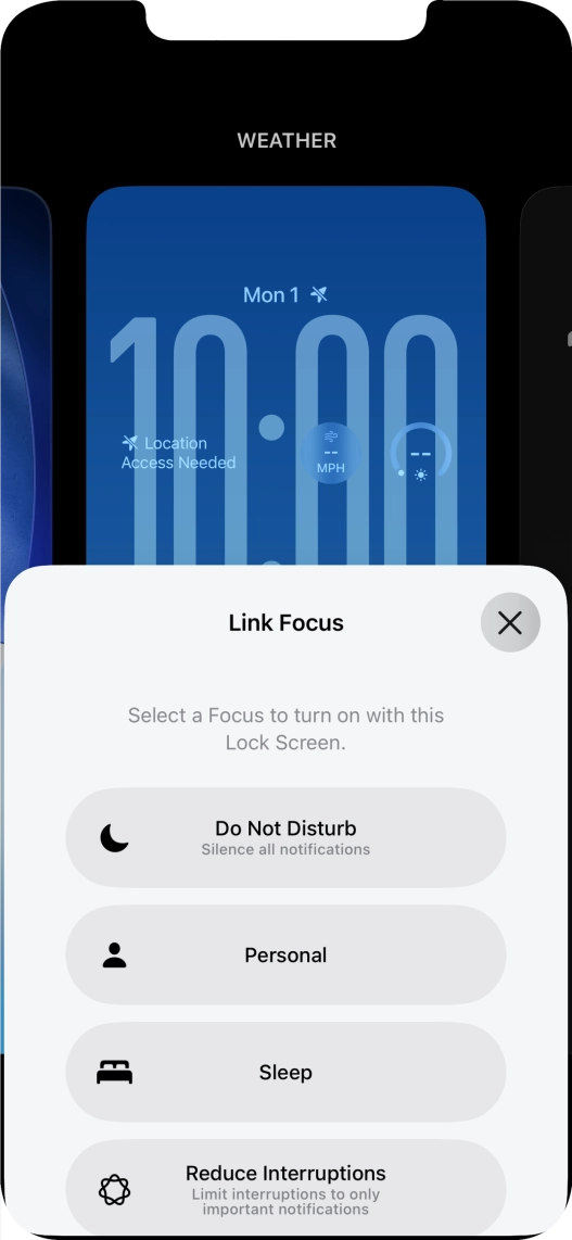 Press the required focus mode.