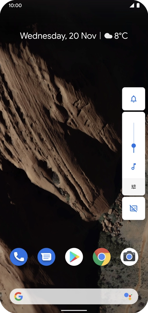 Press the sound mode icon the necessary number of times to turn silent mode on or off.