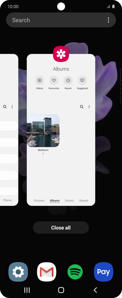 To end one running application, slide your finger upwards on the required application.
