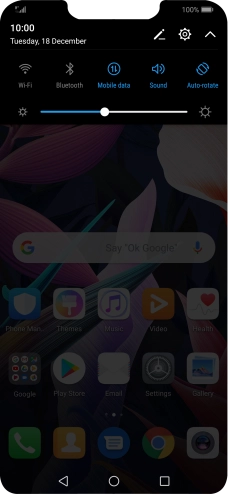 Press Mobile data to turn the function on or off.