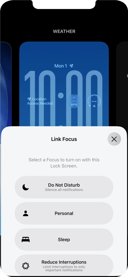 Press the required focus mode.