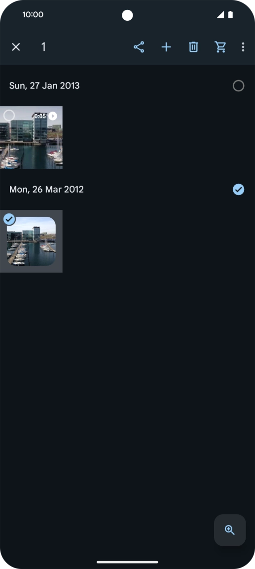 Press the required pictures or video clips to select them.