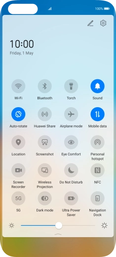 Press Mobile data to turn the function on or off.
