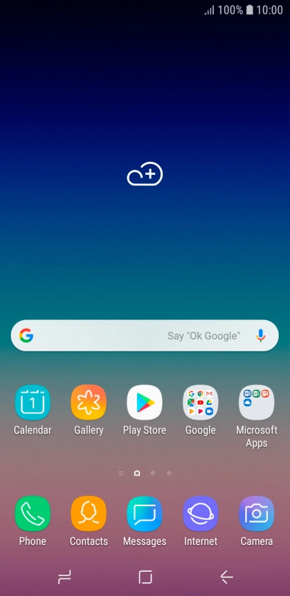 When the phone is turned on, you can always see the battery power level. The larger the coloured section of the battery icon, the more remaining battery power.