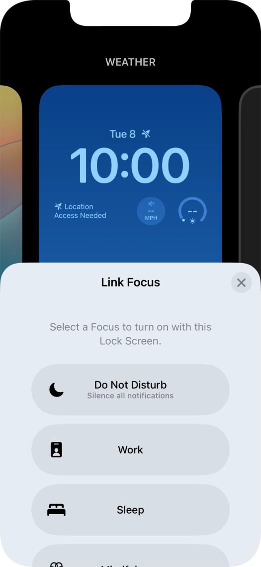 Press the required focus mode.
