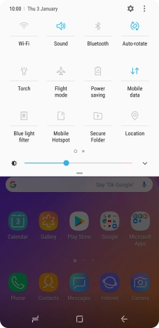 Press the mobile data icon to turn the function on or off.