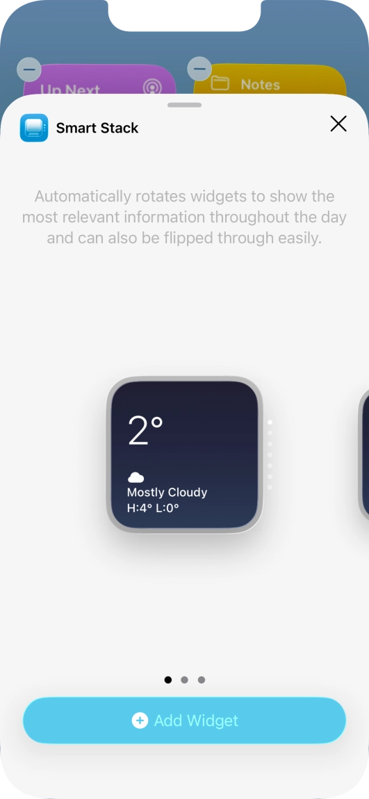Slide your finger right or left on the screen to select the required widget size.