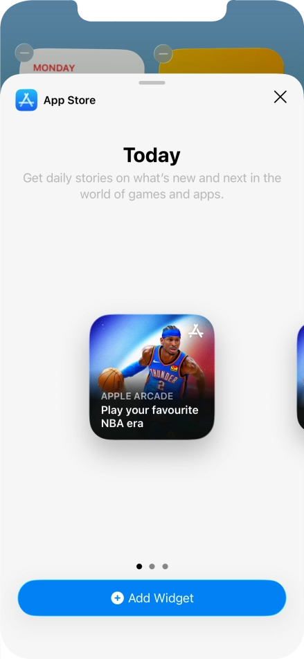 Slide your finger right or left on the screen to select the required widget size.