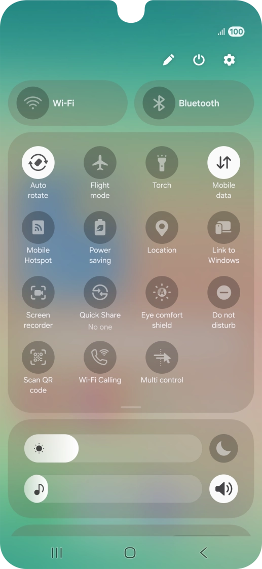 Press the Wi-Fi calling icon to turn the function on or off.