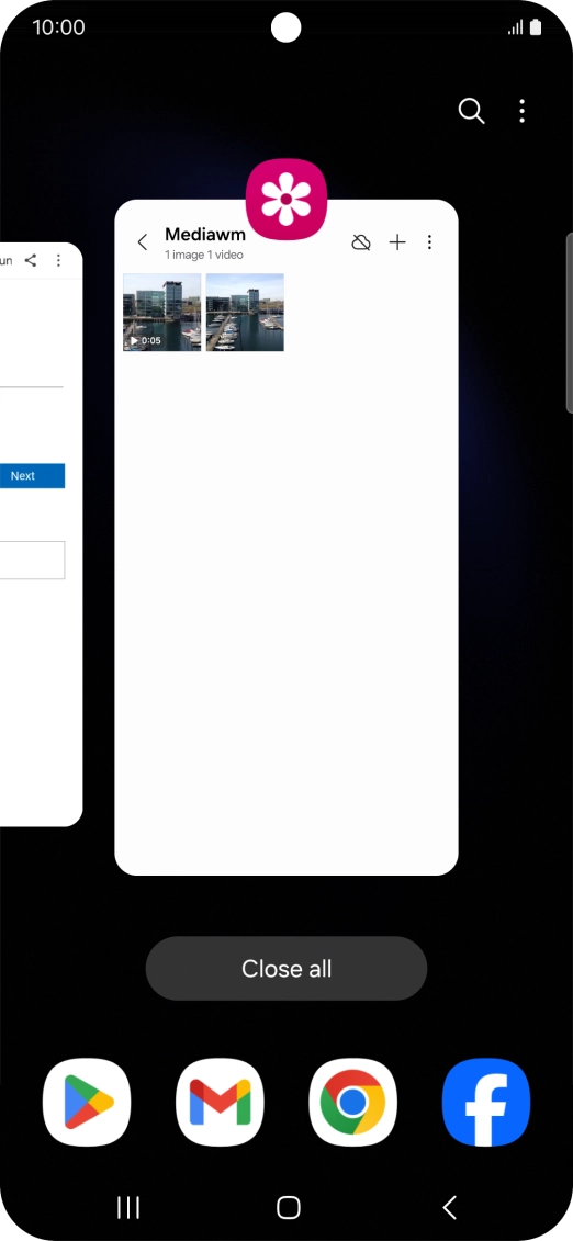 To end one running application, slide your finger upwards on the required application.