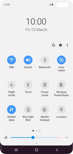 Press the mobile data icon to turn the function on or off.