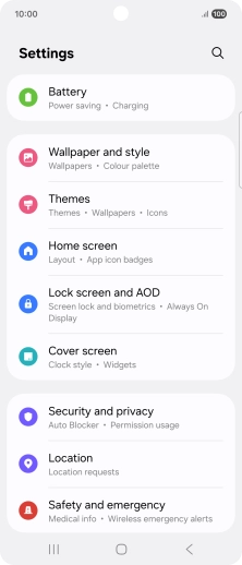 Press Lock screen and AOD.