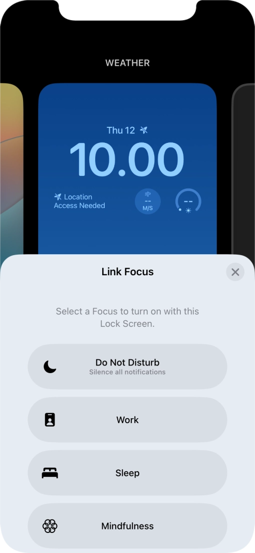 Press the required focus mode.