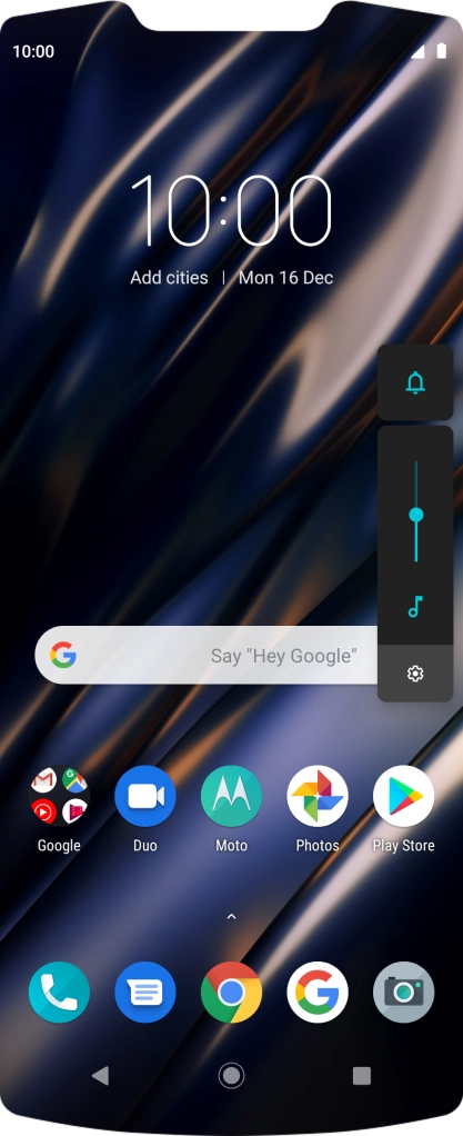 Press the sound mode icon the necessary number of times to turn silent mode on or off.