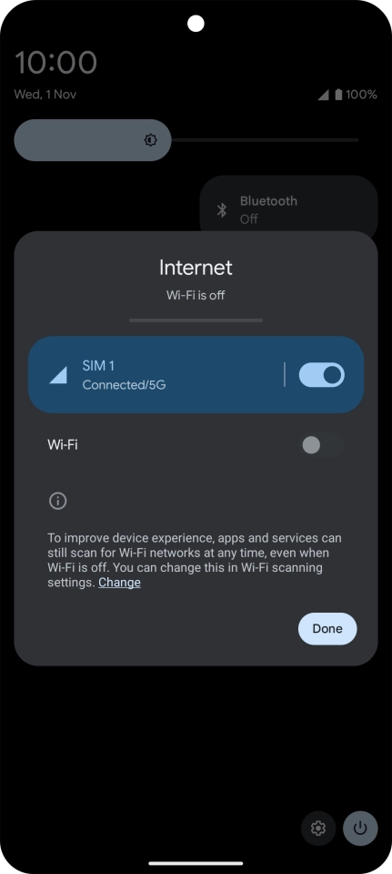 Press the mobile data icon to turn the function on or off.