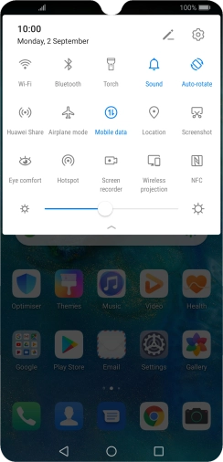 Press Mobile data to turn the function on or off.