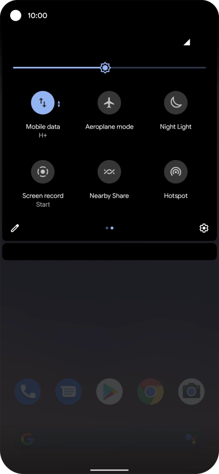 Press Mobile data to turn the function on or off.