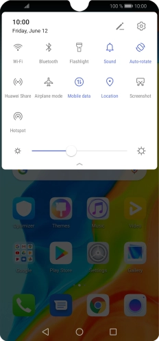 Press Mobile data to turn the function on or off.