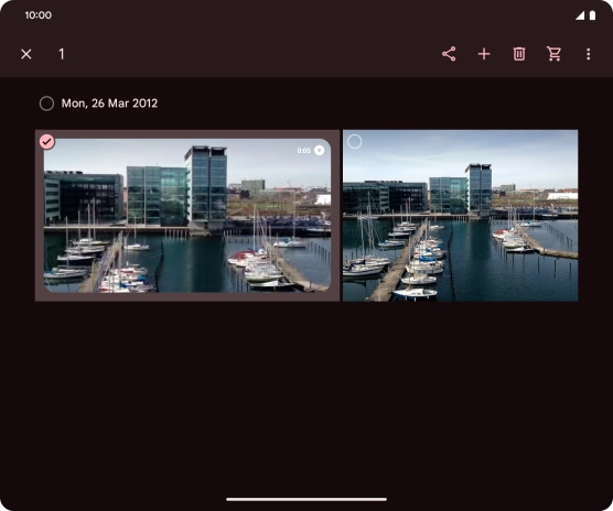 Press the required pictures or video clips to select them.