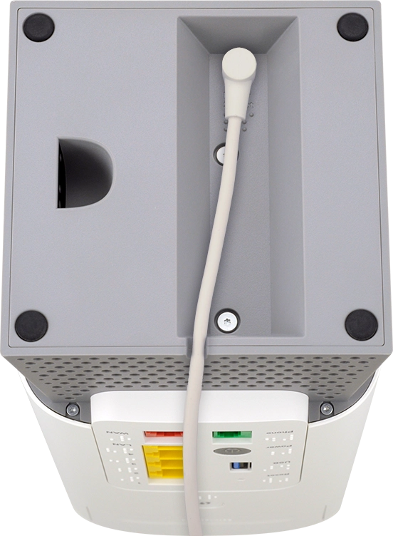 Connect the power supply to the power plug and to a wall socket.