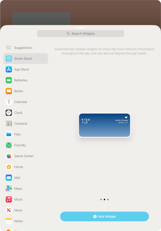 Slide your finger right or left on the screen to select the required widget size.