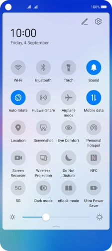 Press Mobile data to turn the function on or off.