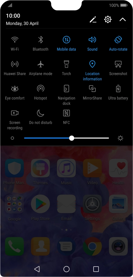 Press the sound mode icon the necessary number of times to turn silent mode on or off.