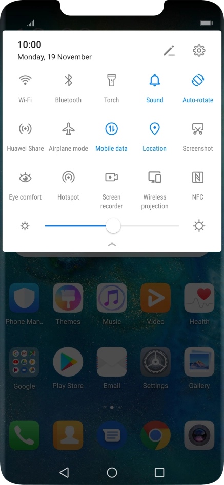 Press Mobile data to turn the function on or off.