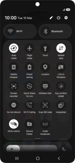 Press the Wi-Fi calling icon to turn the function on or off.