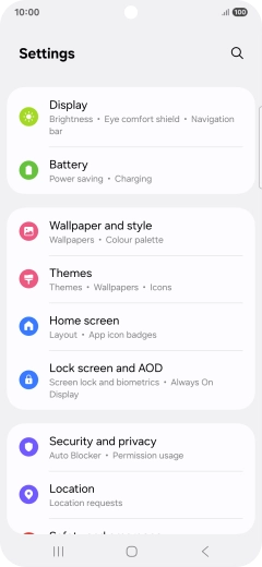 Press Lock screen and AOD.