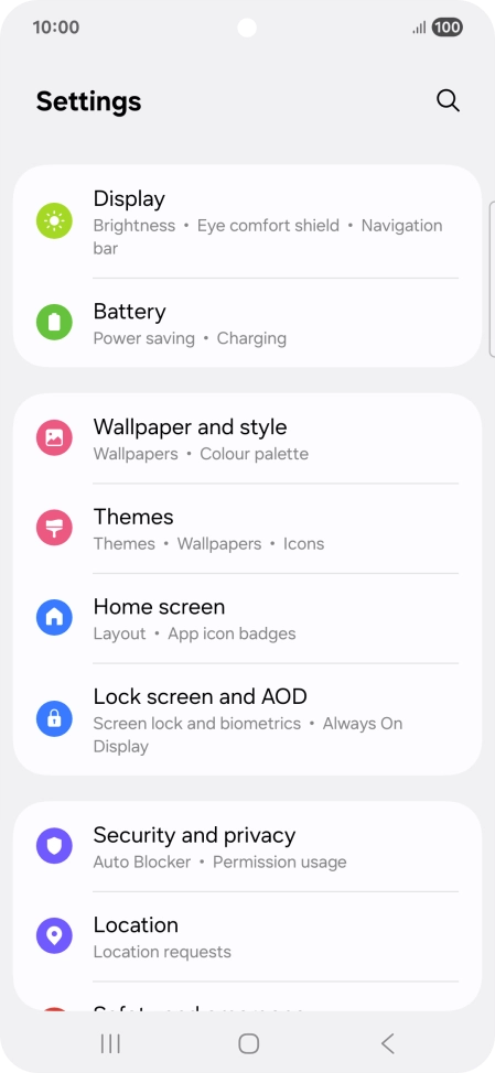 Press Lock screen and AOD.