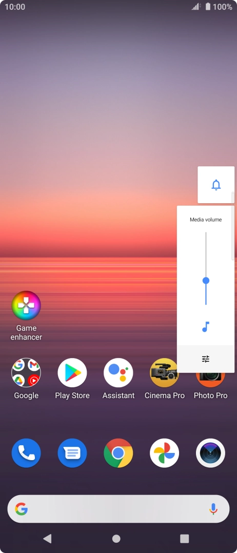 Press the sound mode icon the necessary number of times to turn silent mode on or off.