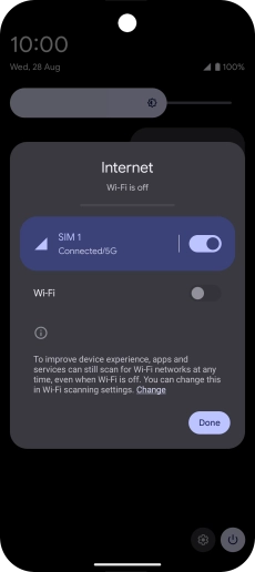 Press the indicator next to the mobile data icon to turn the function on or off.