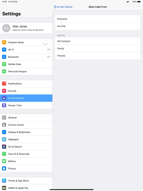 Press the required setting to select which contacts can call you even though Do Not Disturb is turned on.