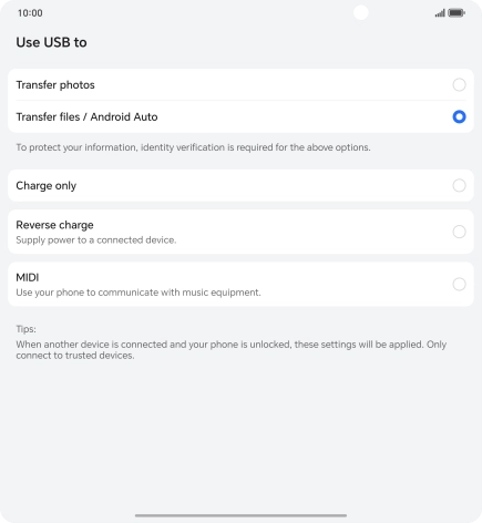 Press Transfer files / Android Auto.