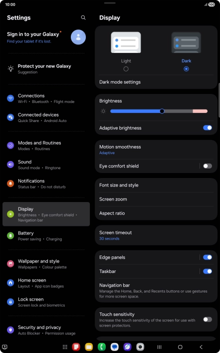 Press Dark mode settings.