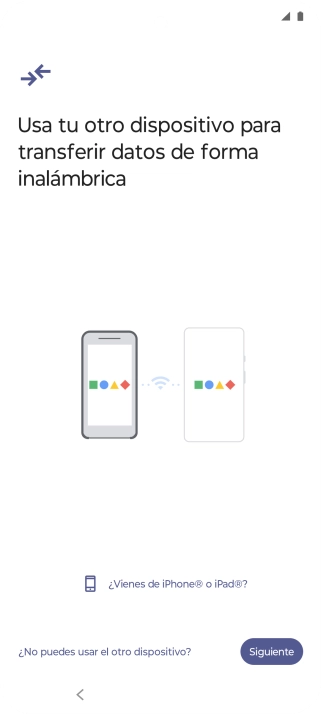 Sigue las indicaciones de la pantalla para transferir contenido desde otro teléfono.