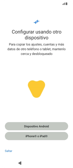 Puedes transferir el contenido de otro teléfono cuando activas tu teléfono por primera vez y cuando lo has restablecido. Cuando aparezca en la pantalla del teléfono esta imagen, ya está listo para la transmisión del contenido del otro teléfono.