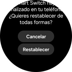 Pulsa Restablecer. Espera unos instantes mientras el smartwatch restablece la configuración predeterminada. Sigue las indicaciones de la pantalla para configurar el smartwatch y dejarlo listo para su uso.