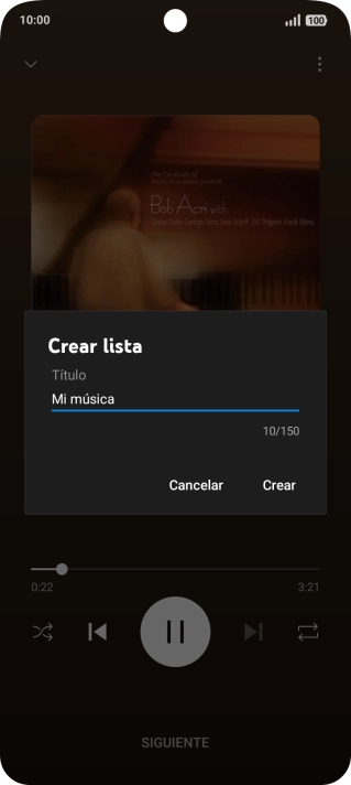 Introduce el nombre deseado de la lista de reproducción y pulsa Crear.