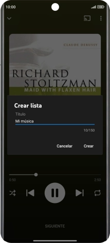 Introduce el nombre deseado de la lista de reproducción y pulsa Crear.