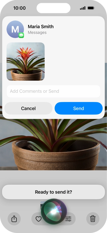 Ask Siri to share the screen content with your contacts.