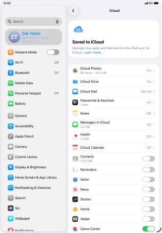 Press the indicators next to the required data types to turn synchronisation of each data type on or off.