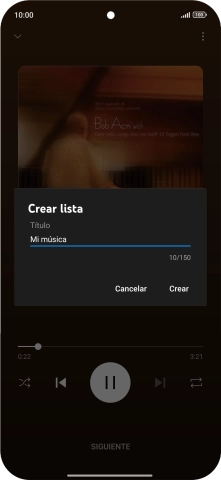 Introduce el nombre deseado de la lista de reproducción y pulsa Crear.