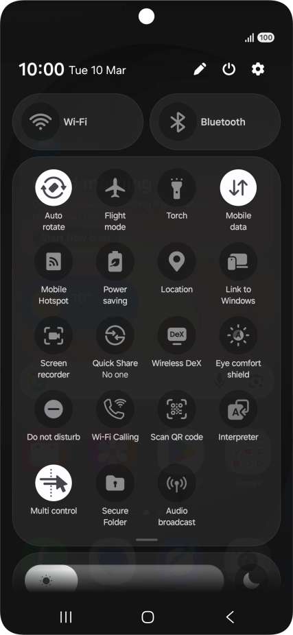 Press the Wi-Fi calling icon to turn the function on or off.